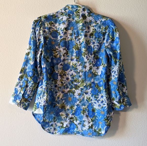 Blue and green floral button down - Picture 2 of 4